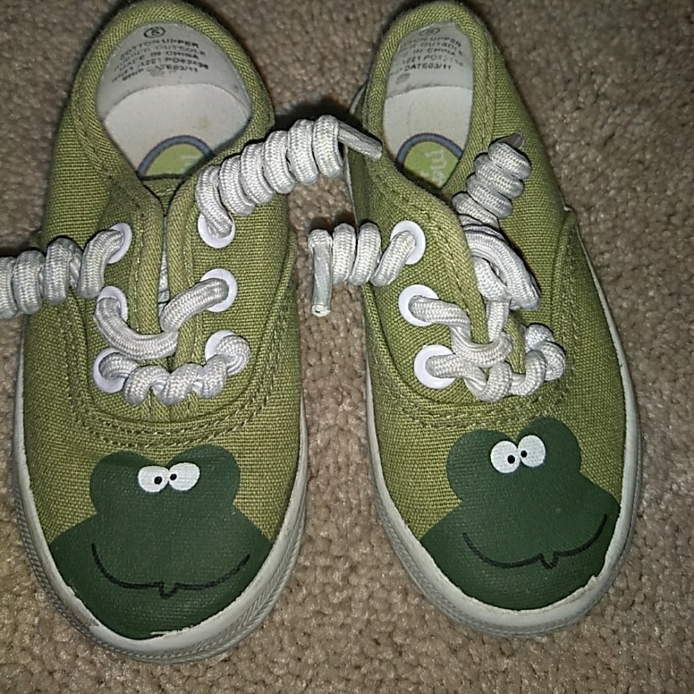 Toddler shoes